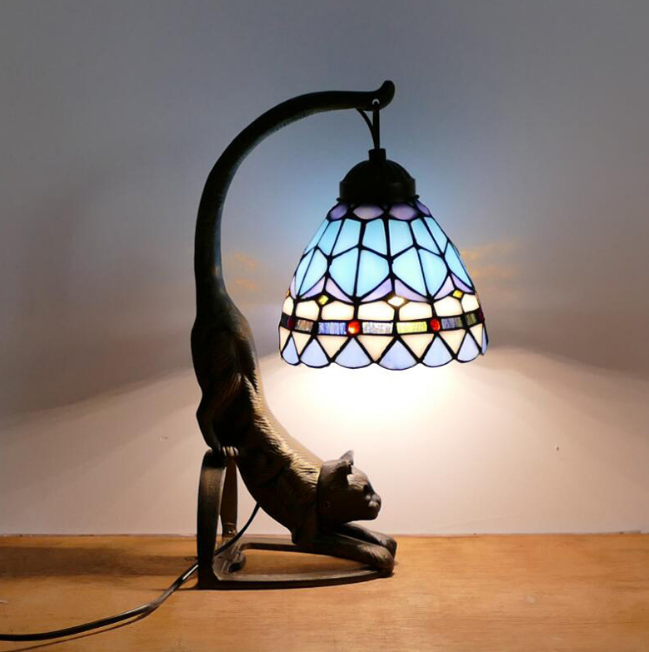 Vintage Style Stained Glass Cat Table Lamp(48% OFF )